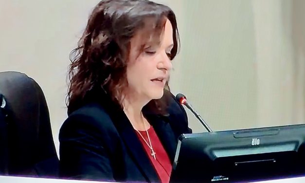 Jennifer Wright Officially Joins Team ‘Hide the Ball’